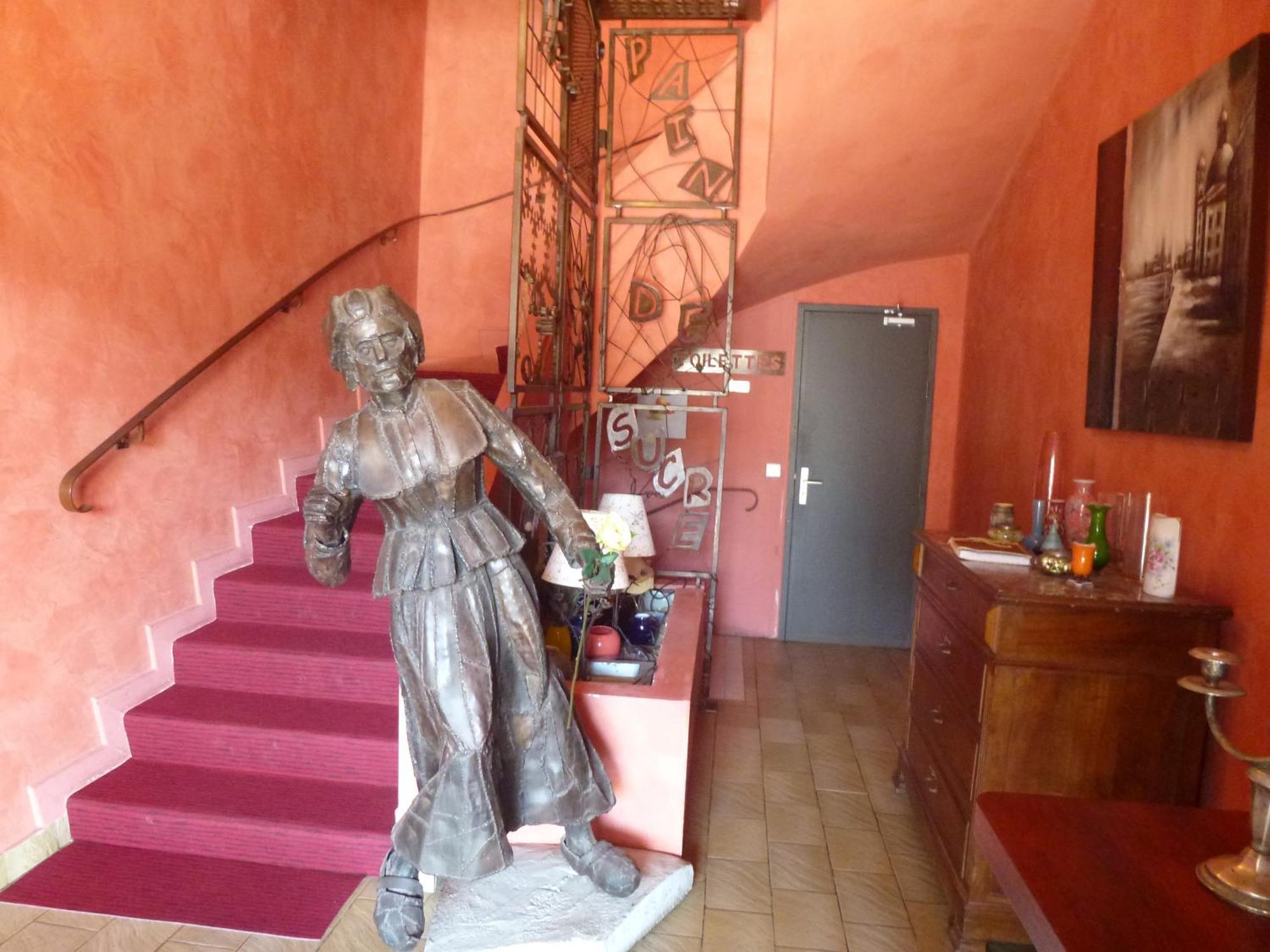 Hotel Restaurant Le Pain De Sucre Monistrol-d'Allier Экстерьер фото